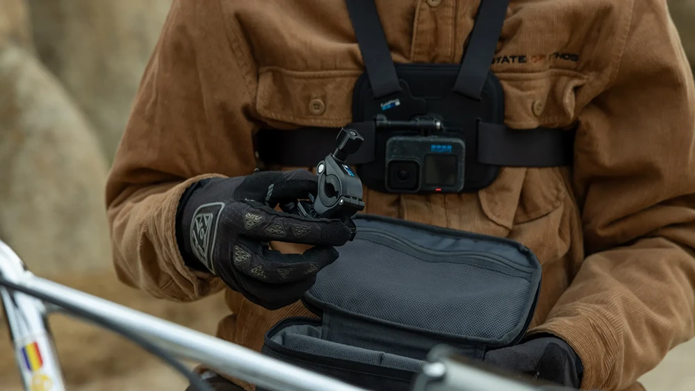 Kompaktowe etui GoPro w którym można transportować różne akcesoria