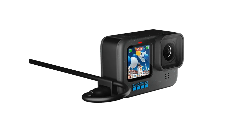 GoPro USB Pass-Through Door podłączone do kamery GoPro