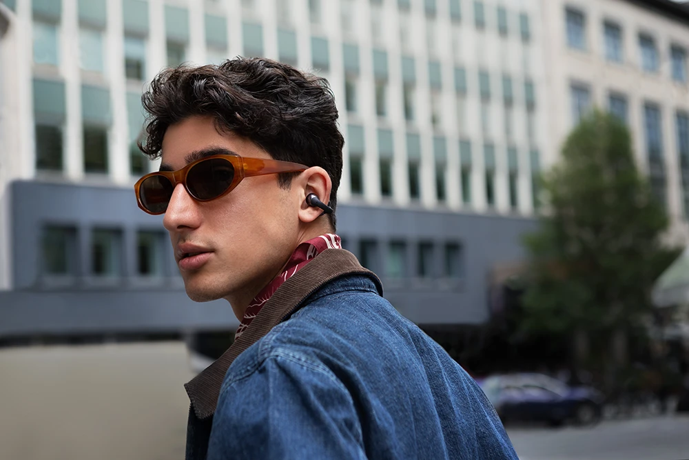 Shokz OpenDots One Black używane na dworze